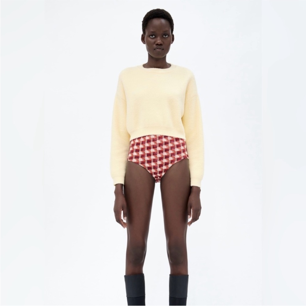 Zara Butter Yellow Fuzzy Cropped Sweater Women’s Size S